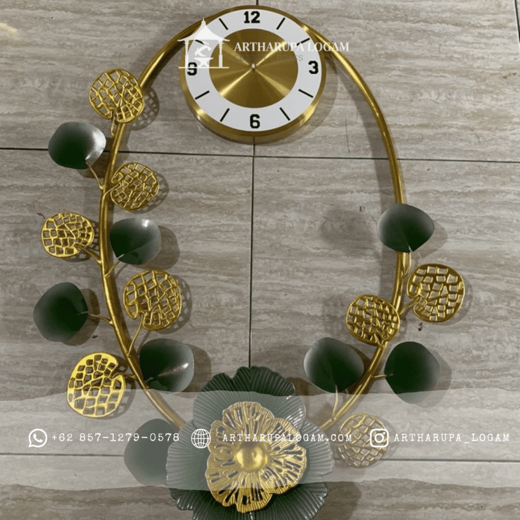 jam dinding kuningan