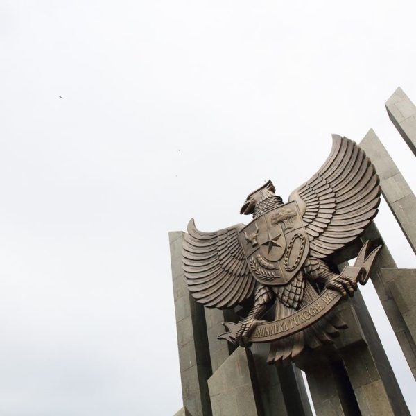 IMG_1768 Lambang garuda