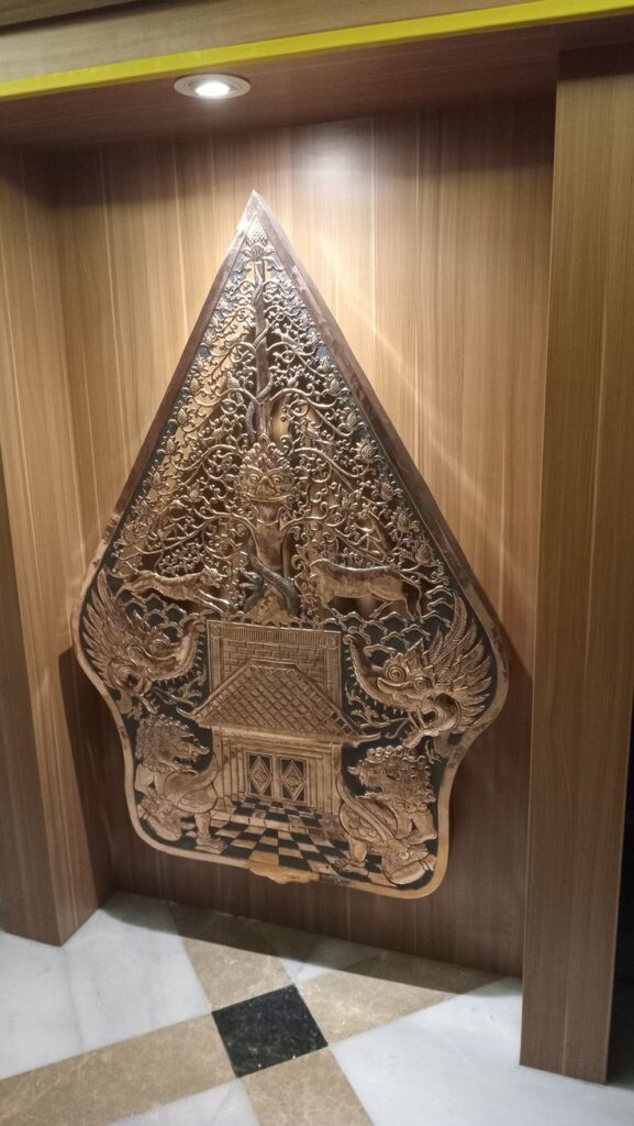 pengrajin gunungan wayang tembaga Artharupa Logam