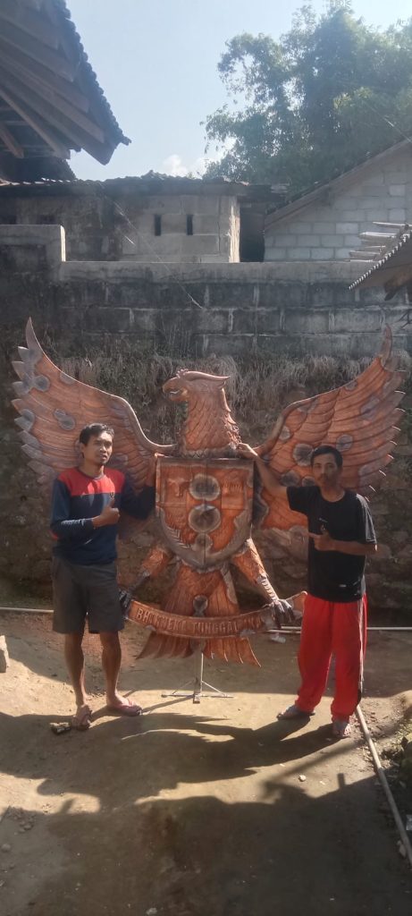 lambang garuda tembaga
