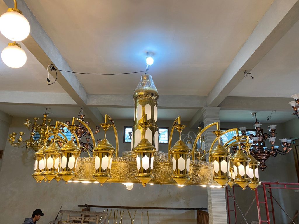Lampu nabawi kuningan